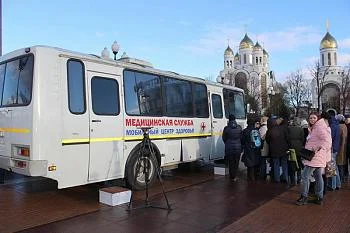 В первый день акции кровь на сахар проверили более шестисот жителей региона